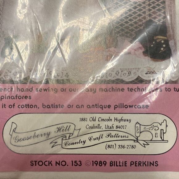 Vintage Sewing Pattern Toddlers Tucked Pinafore Dress and Bonnet - Picture 3 of 3